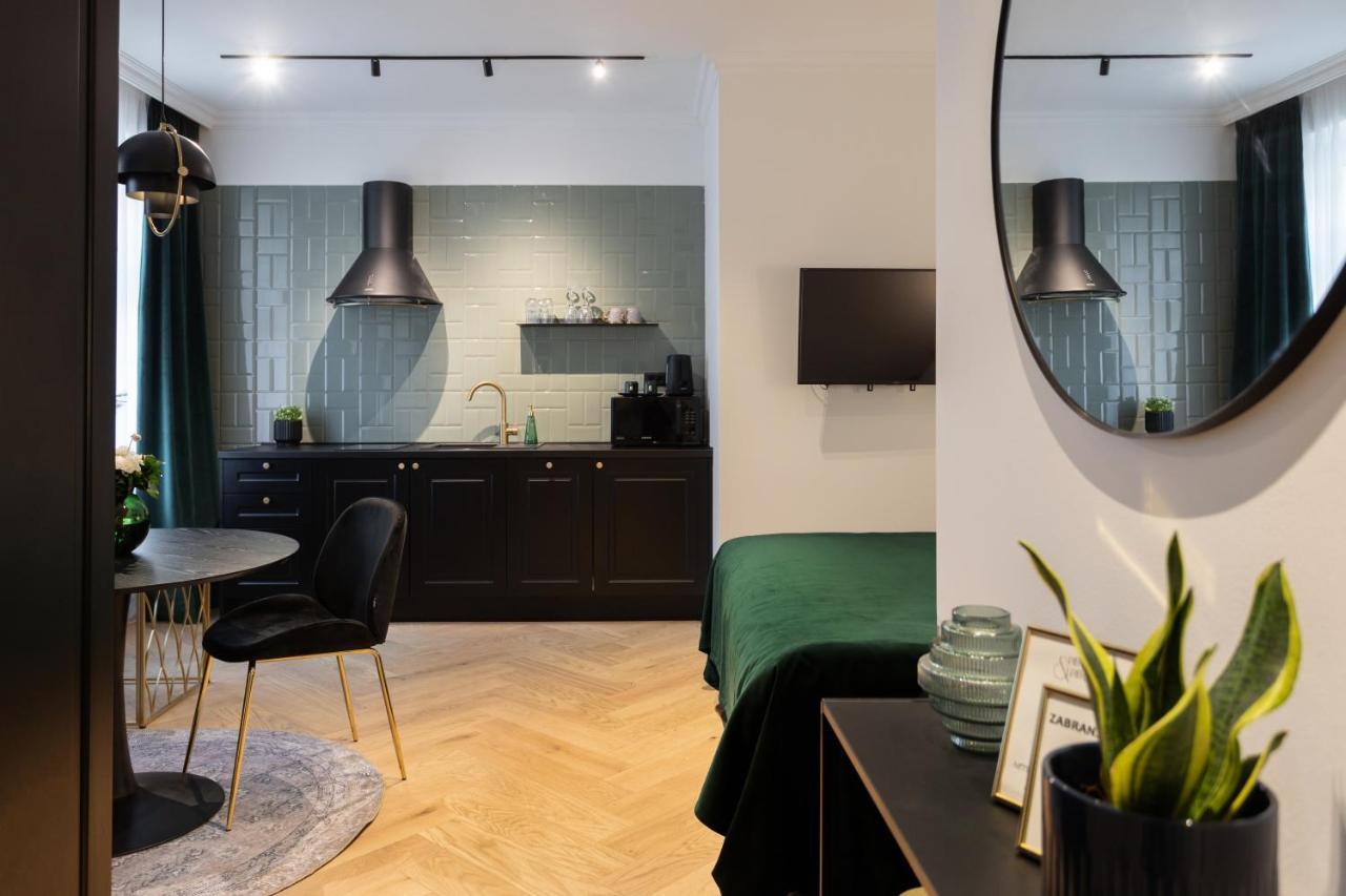 Pierrot & Pierrette Mesnicka Apartment Zagreb Luaran gambar