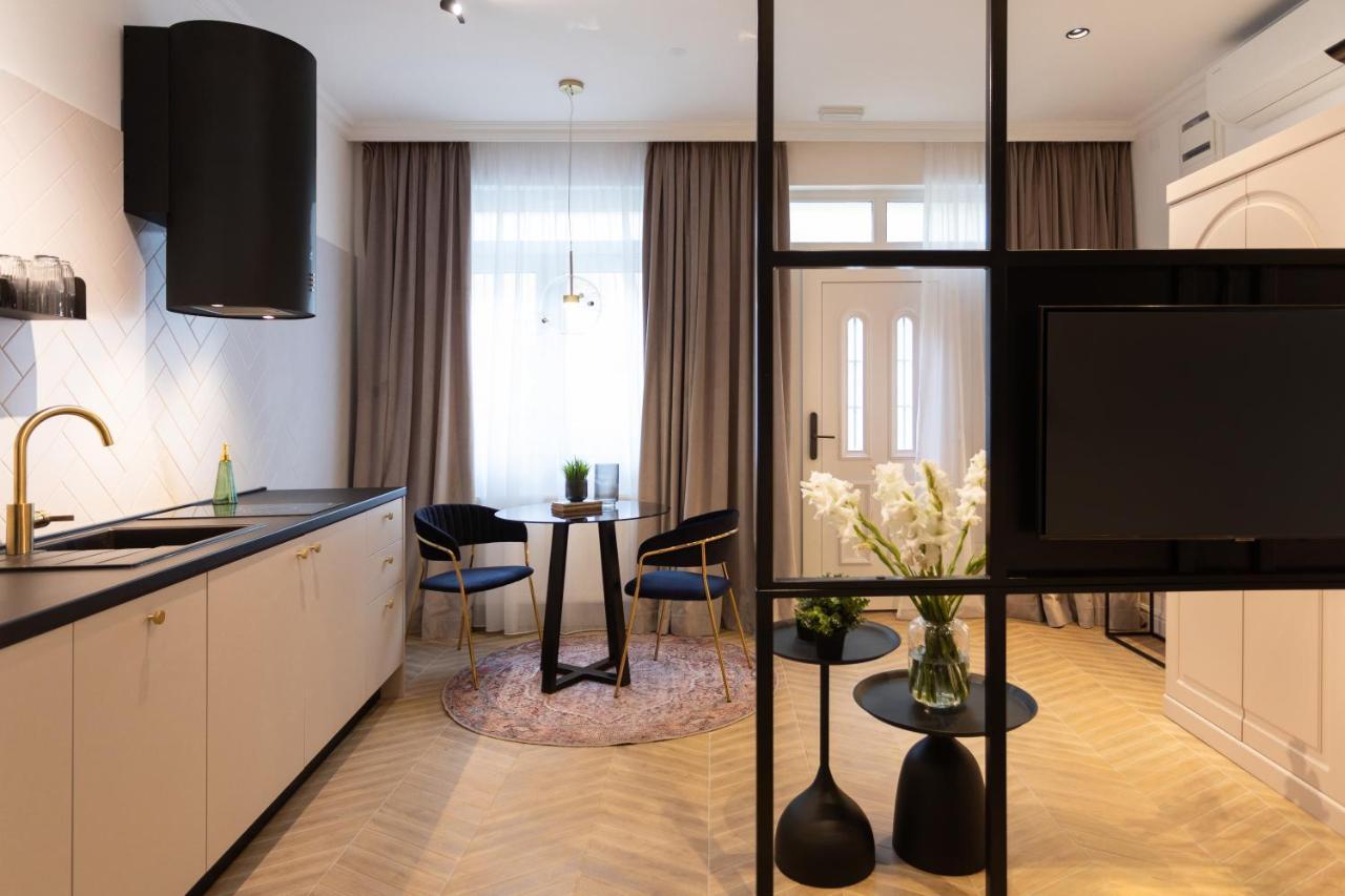 Pierrot & Pierrette Mesnicka Apartment Zagreb Luaran gambar